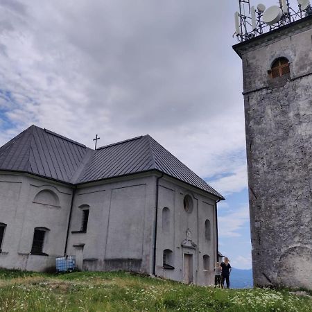 Amazing Apartment Stari Trg pri Lozu Zewnętrze zdjęcie